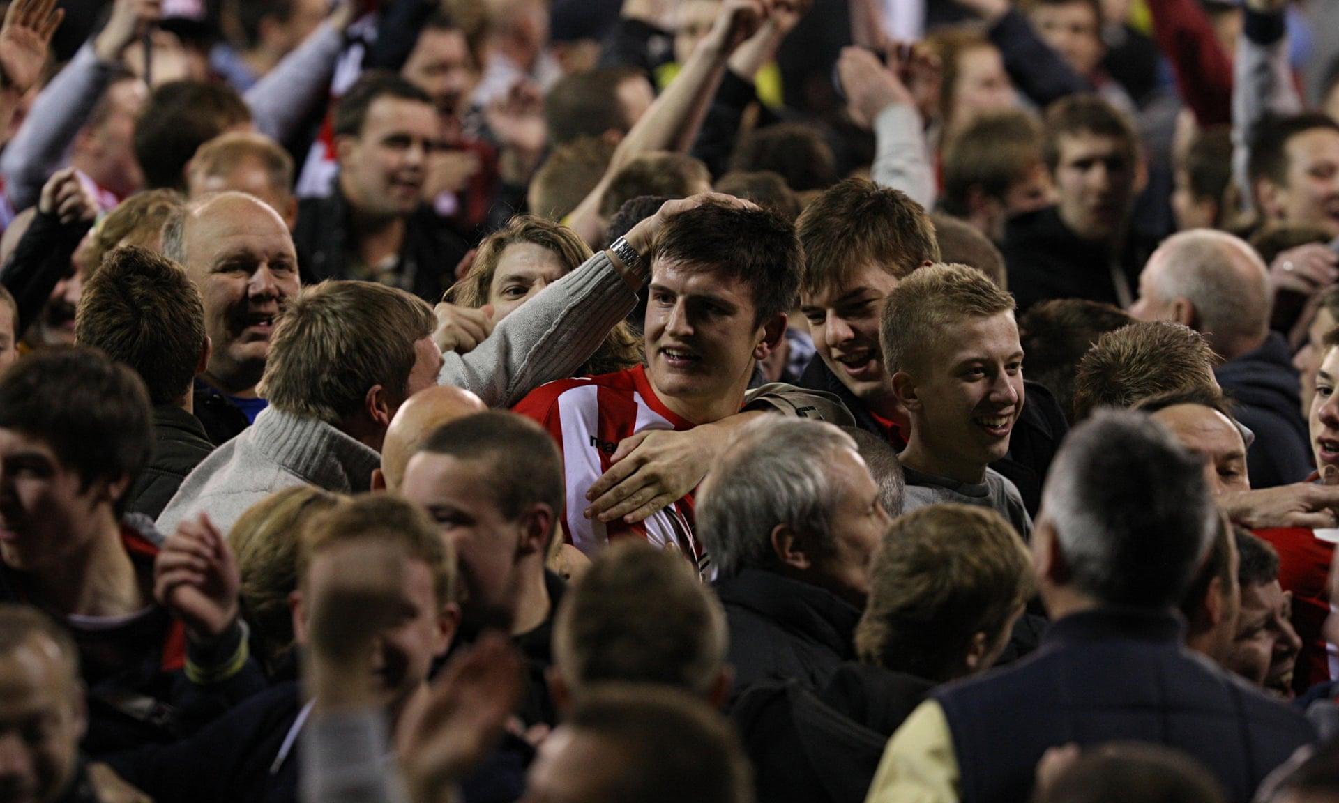 国足协敲响 国足协敲响